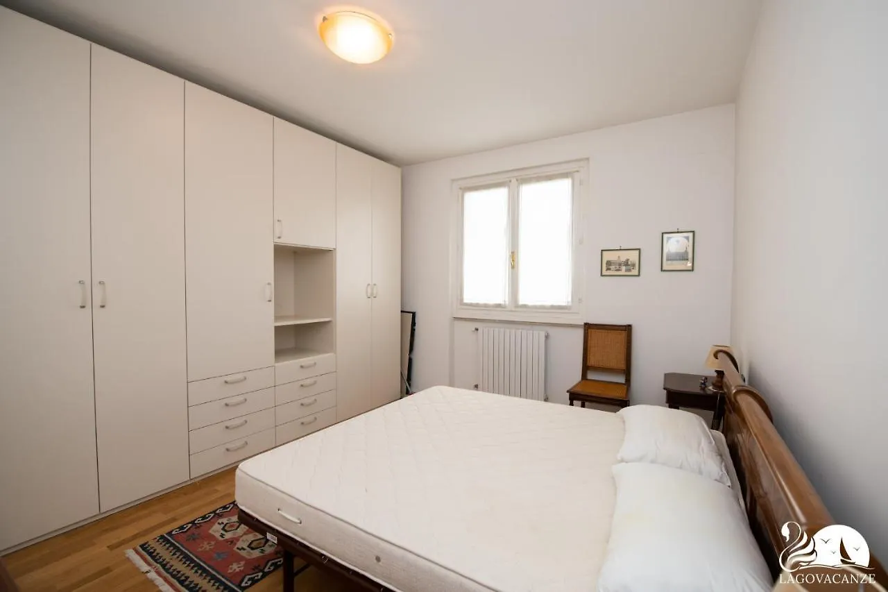 Apartamento Casa Della Rocca Manerba del Garda 0*,  Italia
