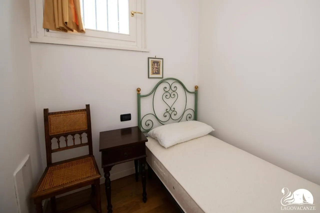 Appartement Casa Della Rocca à Manerba del Garda